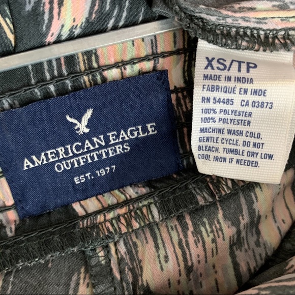 FINAL American Eagle Chevron Print Jogger Pants - Picture 4 of 4